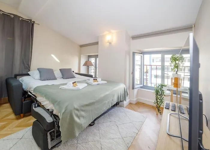 T2 Cozy Proche Du Centre Avec Canape Lit - 51blatin *