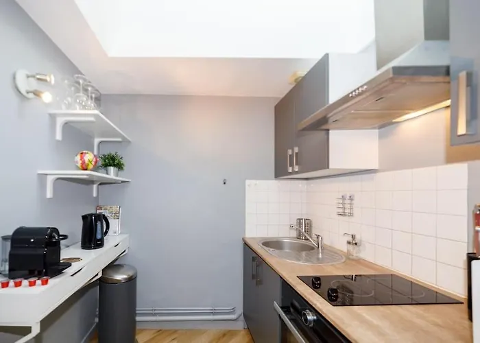 T2 Cozy Proche Du Centre Avec Canape Lit - 51blatin شقة