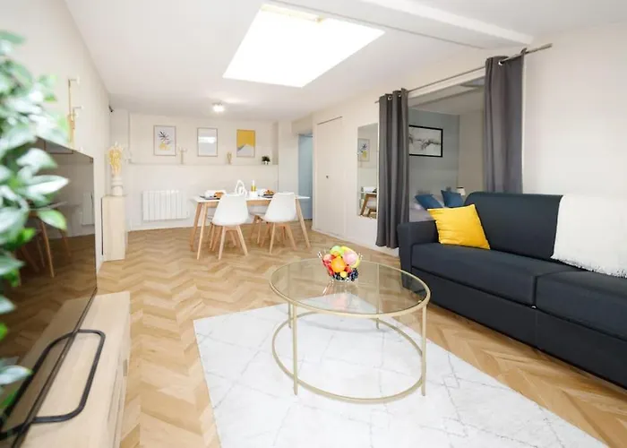 T2 Cozy Proche Du Centre Avec Canape Lit - 51blatin شقة *